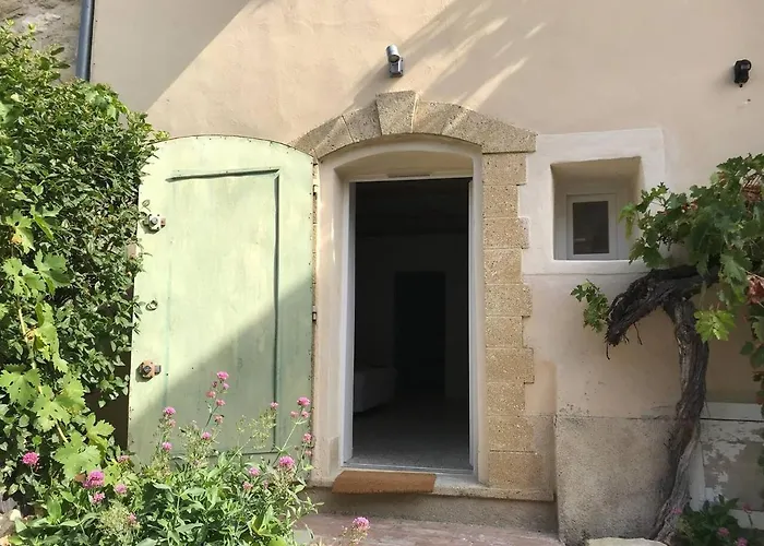 Studio Chambre Voutee En Provence